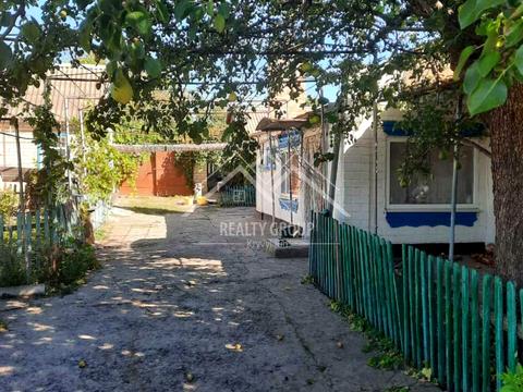 будинок за адресою 8 квартал, 12