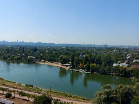 квартира за адресою Райдужна вул., 11