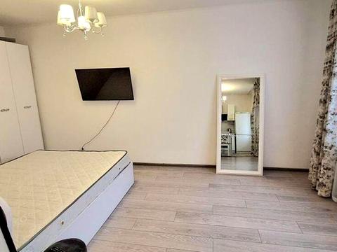 квартира за адресою Софії Русової вул., 7