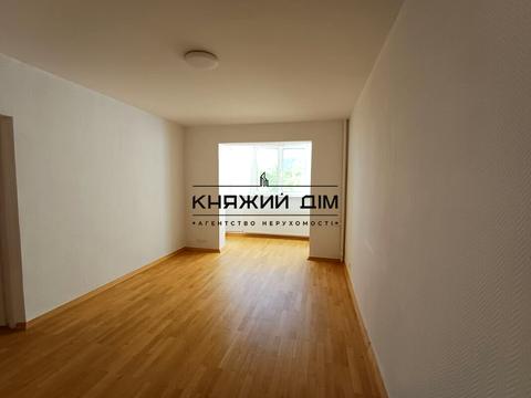 комерційна за адресою Бориса Гмирі вул., 13