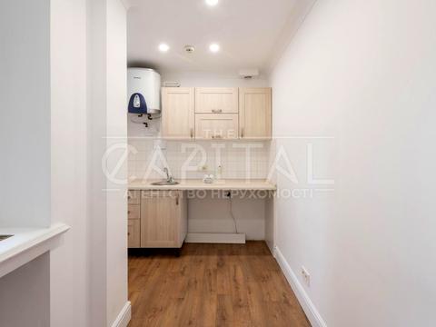 комерційна за адресою Івана Франка вул., 29