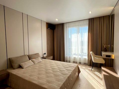 квартира за адресою Домбровського вул., 3