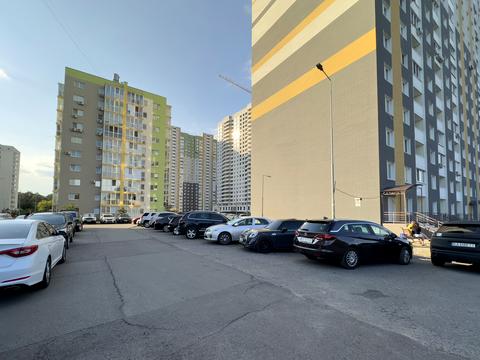 квартира за адресою Миколи Хвильового вул., 3