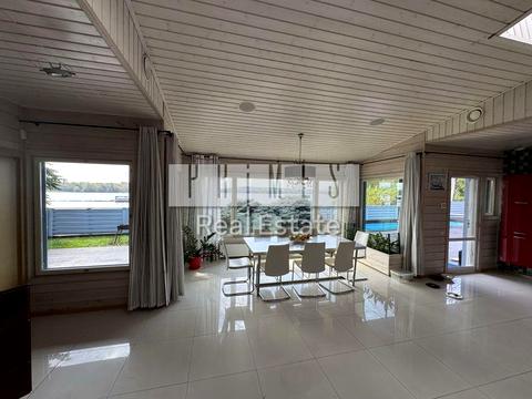 дом по адресу Садова