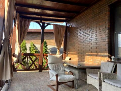 будинок за адресою Центральна вул.