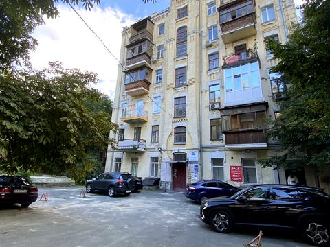 квартира по адресу Саксаганского ул., 27-Б