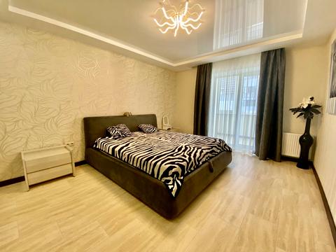 квартира за адресою Андрія Верхогляда вул. (Михайла Драгомирова), 2