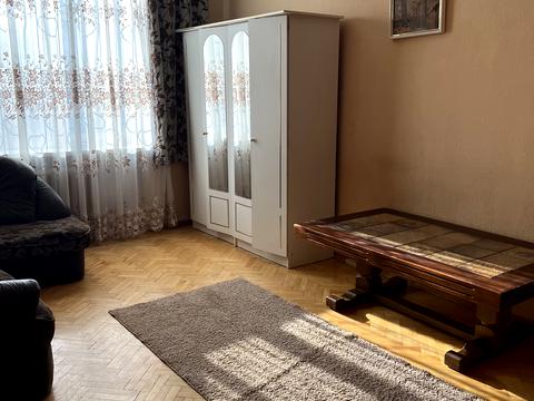 квартира за адресою Лабораторний пров., 24