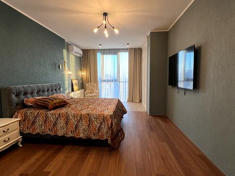 квартира за адресою Андрія Верхогляда вул. (Михайла Драгомирова), 14-А