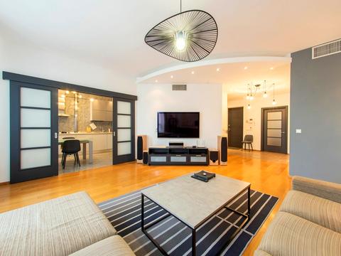 квартира по адресу Бутышев пер. (Андрея Иванова ул.), 13