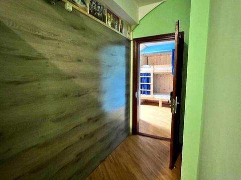 квартира за адресою Лазнева вул., 8