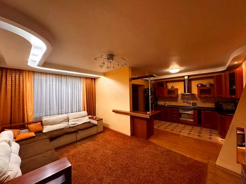 квартира по адресу Ревуцкого ул., 5