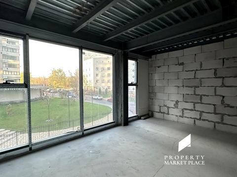 комерційна за адресою Андрія Верхогляда вул. (Михайла Драгомирова), 14-А