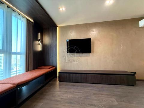 квартира за адресою Літературна вул., 10б