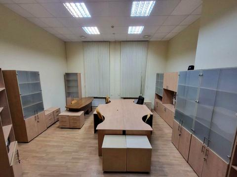 комерційна за адресою Микільсько-Слобідська вул., 2-Б