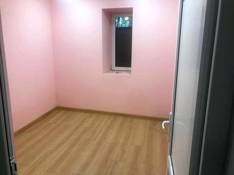 комерційна за адресою Академічна вул. (Піонерська), 5в