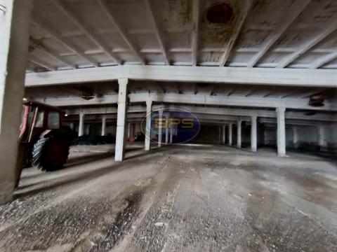 коммерческая по адресу Центральна, 1