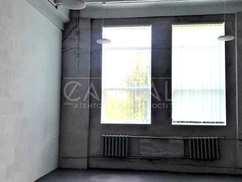 комерційна за адресою Вацлава Гавела бульв. (Івана Лепсе), 5-Б