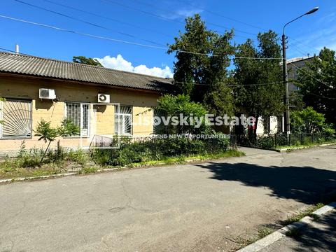 комерційна за адресою Деревообробна вул., 5-Д