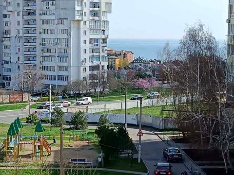 квартира за адресою Парусна вул. (Героїв Сталінграду), 1е