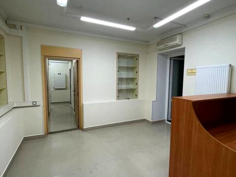 комерційна за адресою Базарна вул., 89
