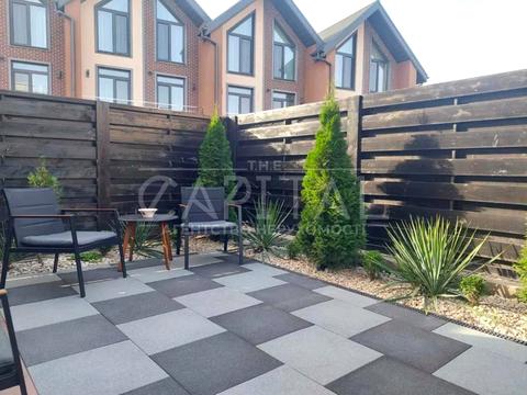 будинок за адресою Павла Потоцького вул.