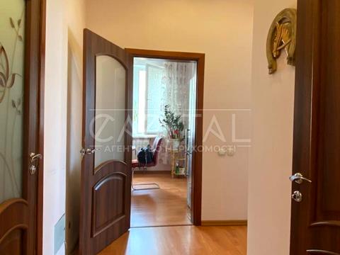 квартира за адресою Івасюка, 4 А