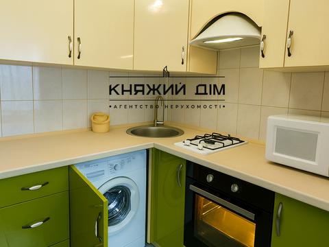 квартира за адресою Братів Зерових вул. (Червонопартизанська), 25
