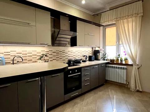 квартира за адресою Святомихайлівська вул., 17