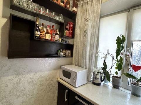 квартира за адресою Руставелі вул., 4