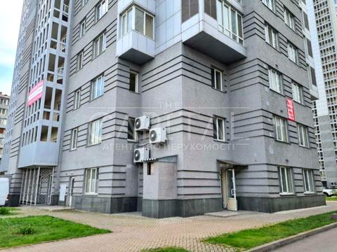 комерційна за адресою Дніпровська набережна вул., 1