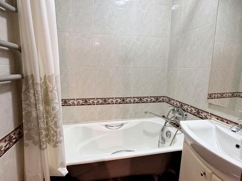 квартира за адресою Озерна вул., 9