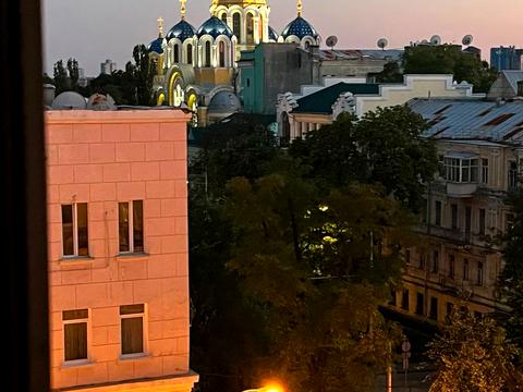 квартира за адресою Богдана Хмельницького вул., 32