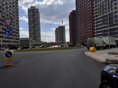 комерційна за адресою Всеволода Змієнка вул., 15/23