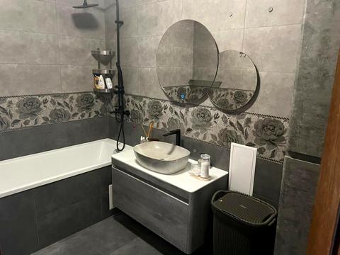 квартира за адресою Володимира Івасюка вул., 7
