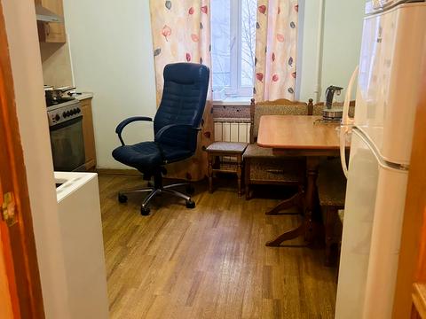 комната по адресу Зои Гайдай ул., 9/8