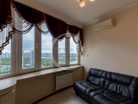 квартира за адресою Дніпровська набережна вул., 25