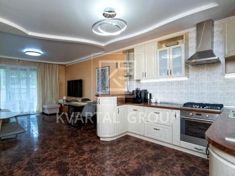 дом по адресу літературна, 4Б