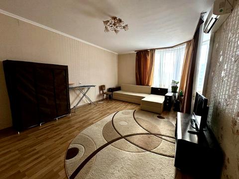 квартира по адресу Драгоманова ул., 6-А