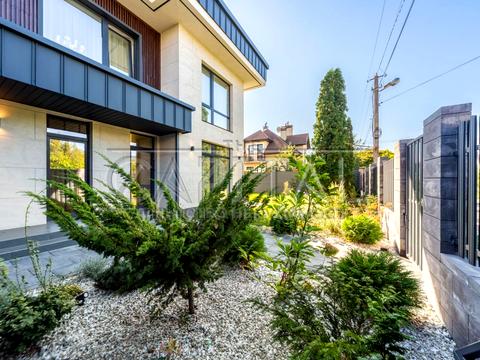 будинок за адресою Центральна вул.