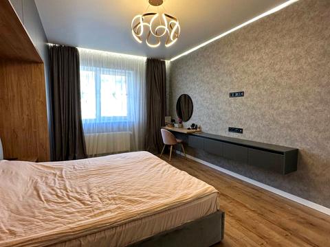 квартира за адресою Олексія Вадатурського вул. (Маршала Малиновського), 5