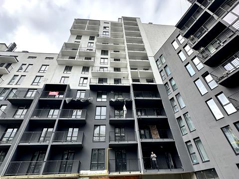 квартира за адресою Залізнична вул., 9