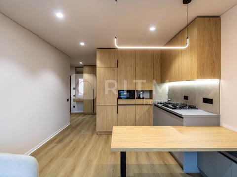 квартира за адресою Степана Бандери вул., 77-Б