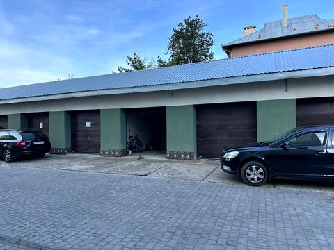 паркоместо по адресу Химиков ул., 5б