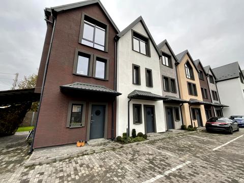 дом по адресу Радужная ул.