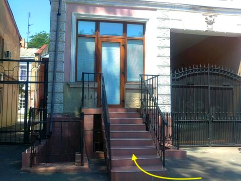 комерційна за адресою Маланова пров., 6