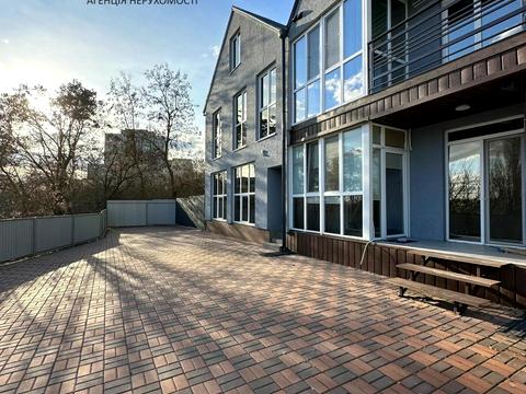 квартира по адресу Полтавский пер., 11