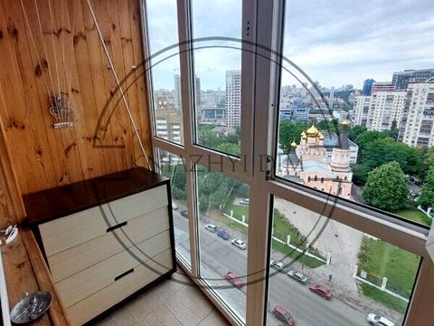 квартира за адресою Стадіонна вул., 14