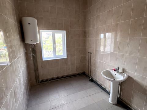 комерційна за адресою Радосинська вул., 124