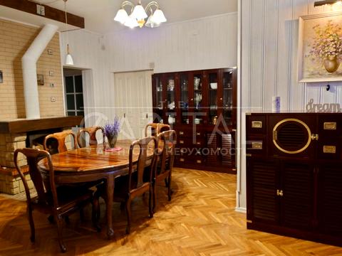 будинок за адресою Русанівські Сади